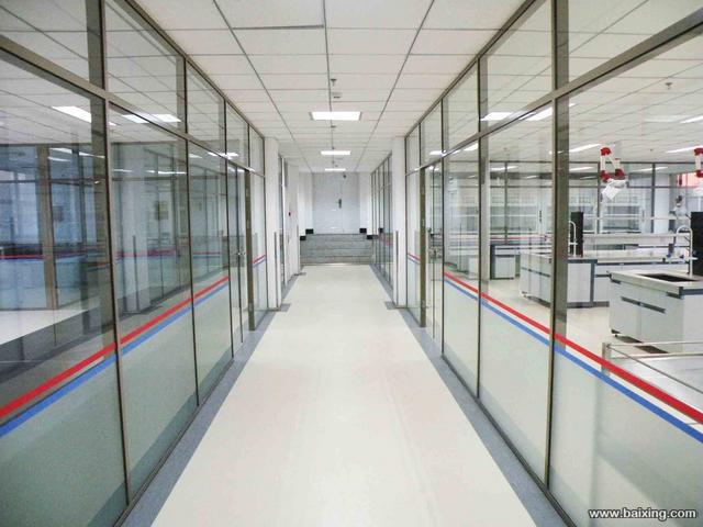 门业图片-自动门丰台区安装写字楼玻璃隔断13910447644 标准图片